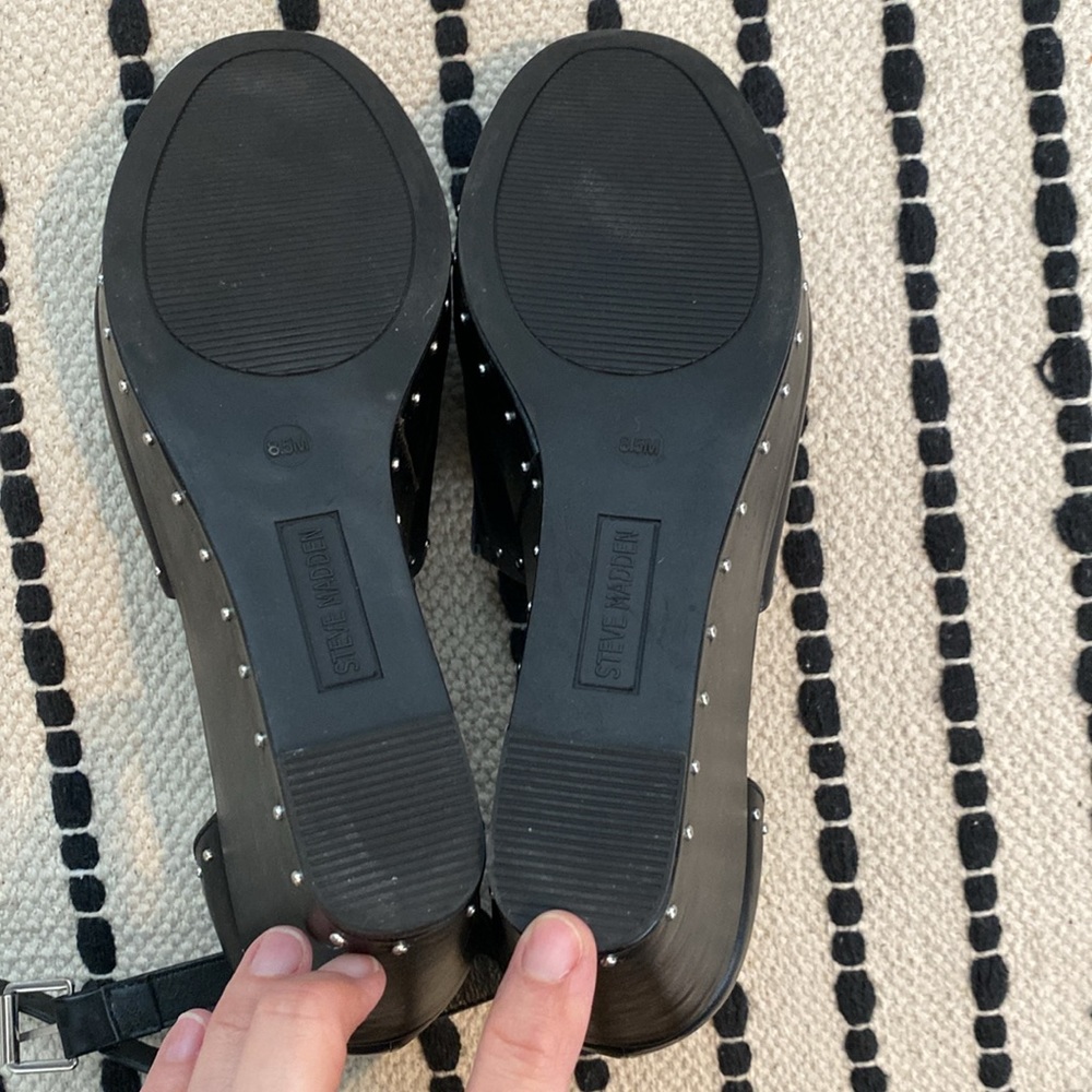 Like new Steve Madden platform wedge studded sandals -8.5 - Picture 7 of 8